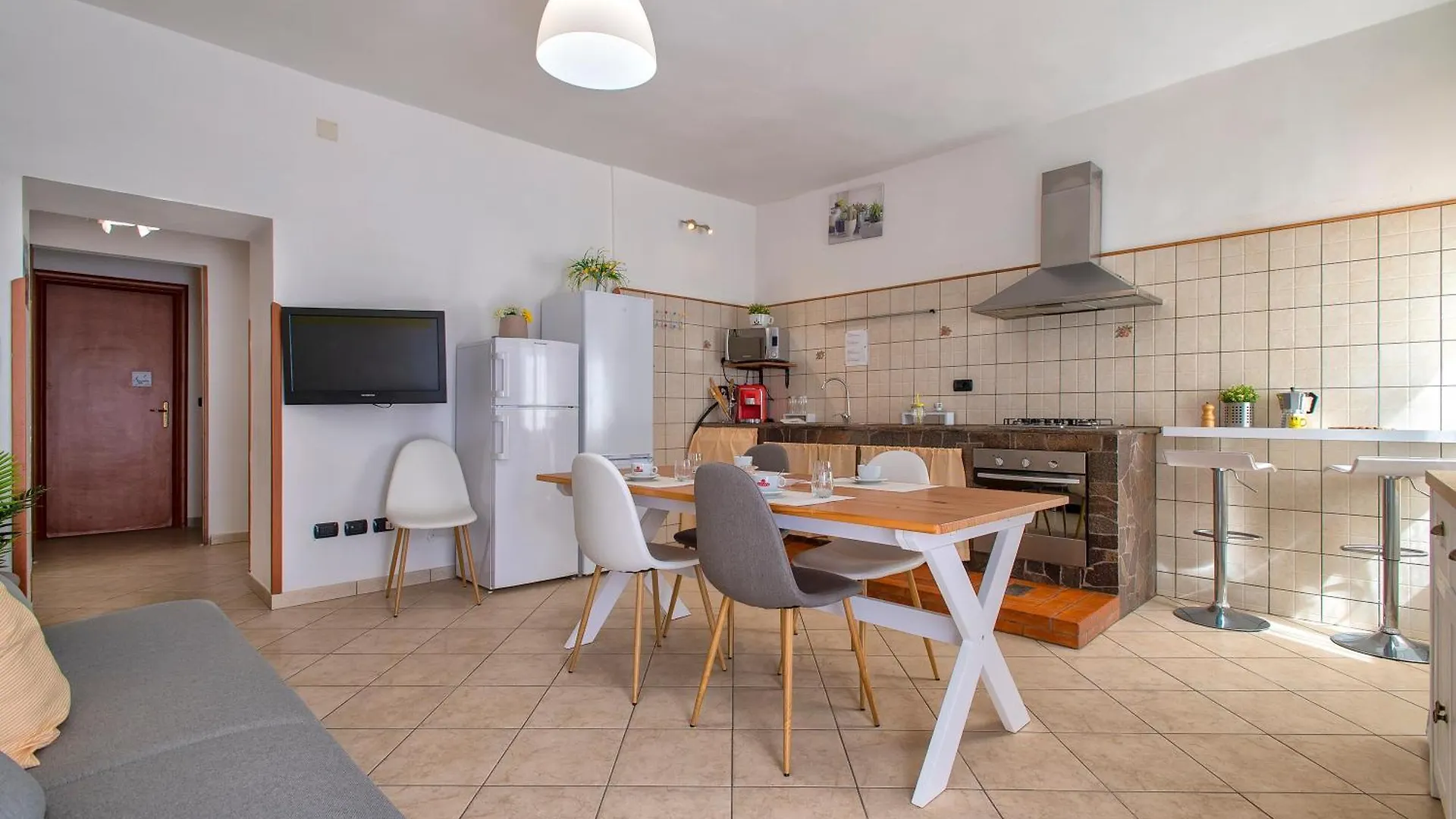 Villa Melograno With Exclusive Swimming Pool Surrounded By Greenery Campanedda