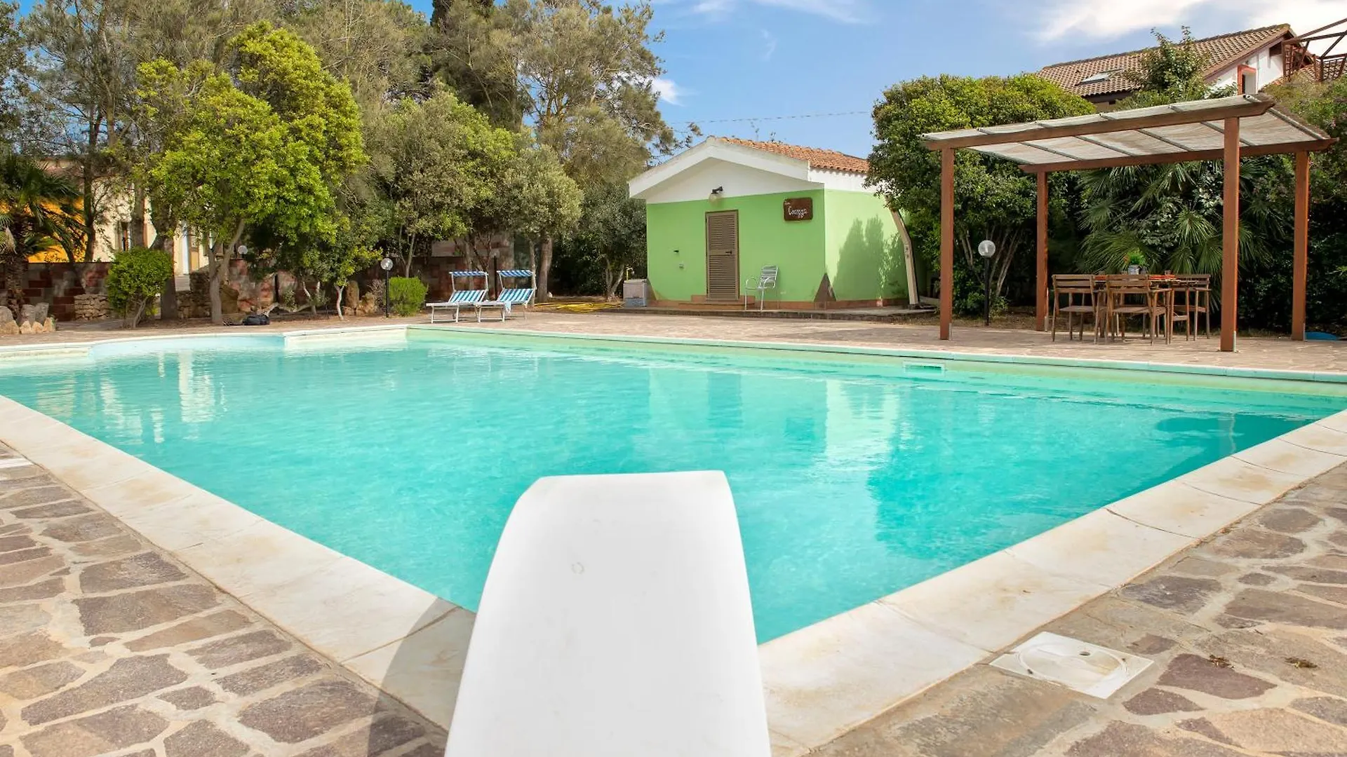 Villa Il Melograno Campanedda Italia