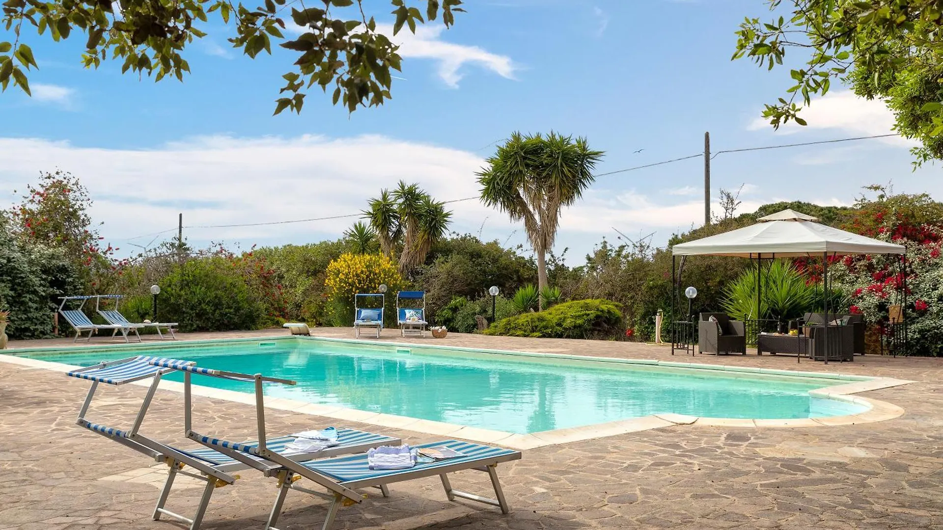 Villa Il Melograno Campanedda 0*,