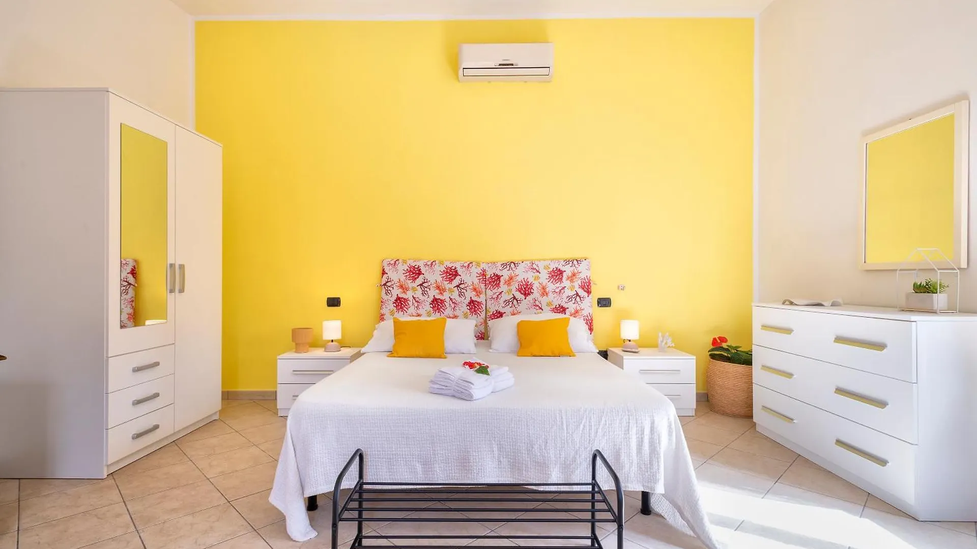 Villa Melograno With Exclusive Swimming Pool Surrounded By Greenery Campanedda