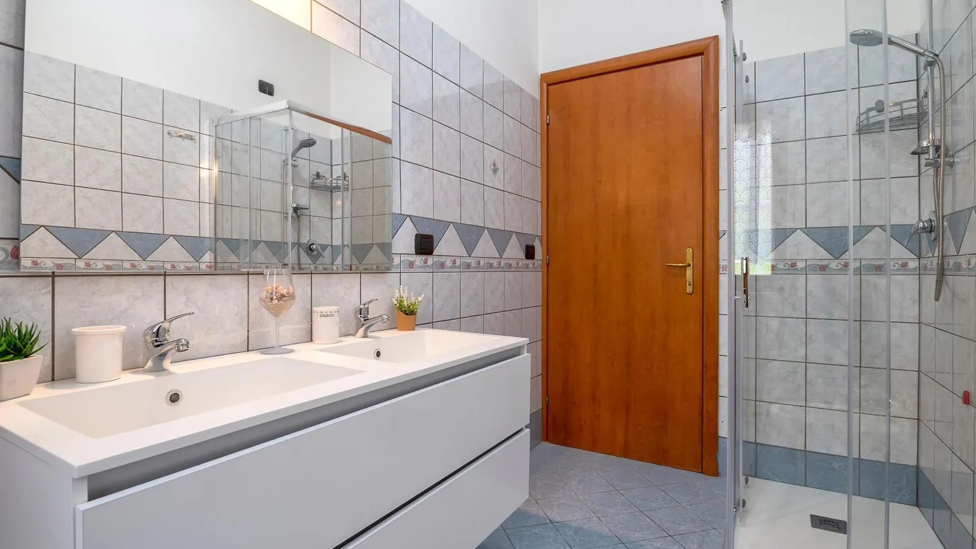 Villa Melograno With Exclusive Swimming Pool Surrounded By Greenery Campanedda 0*,