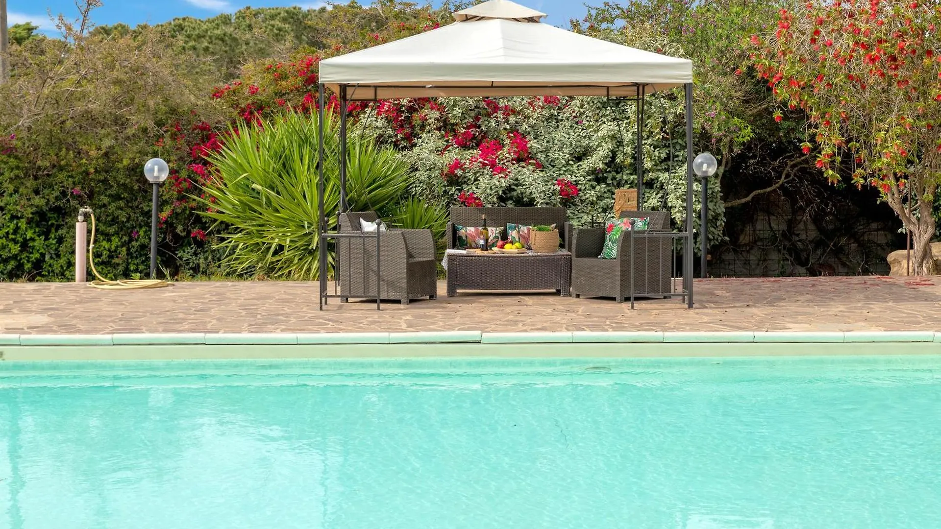 Villa Melograno With Exclusive Swimming Pool Surrounded By Greenery Campanedda